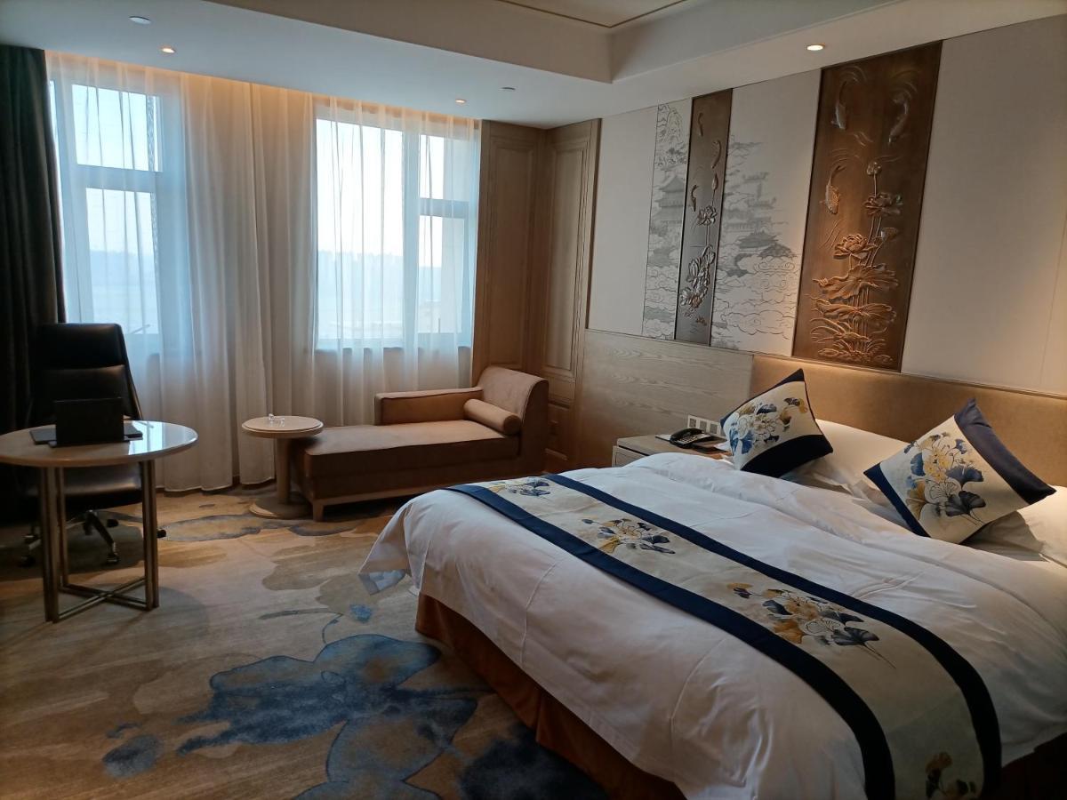 Baoying Jinling Hotel Exteriér fotografie