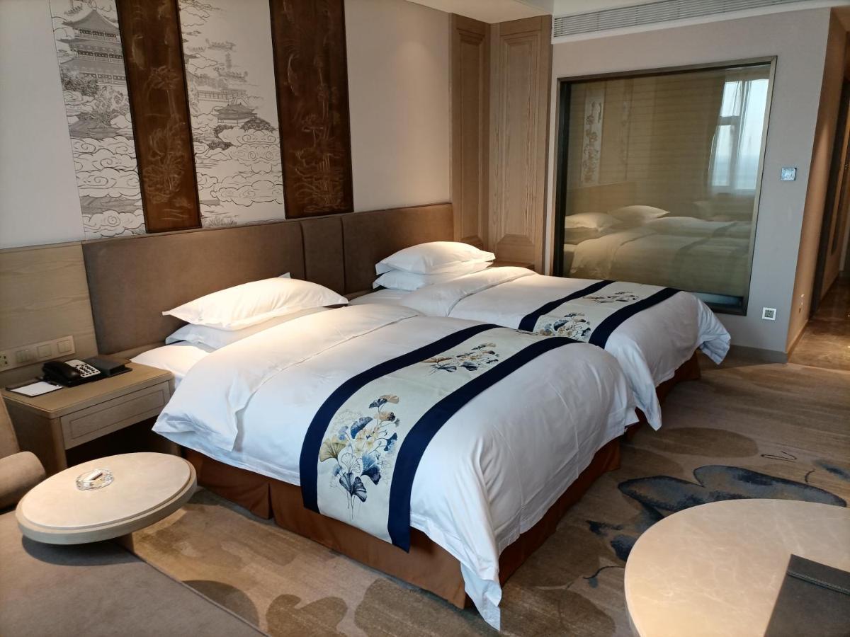 Baoying Jinling Hotel Exteriér fotografie